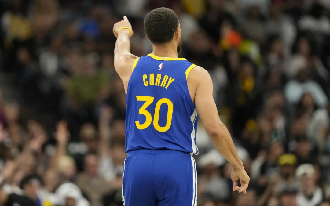 Curry trascina Golden State contro i Clippers in una rimonta epica