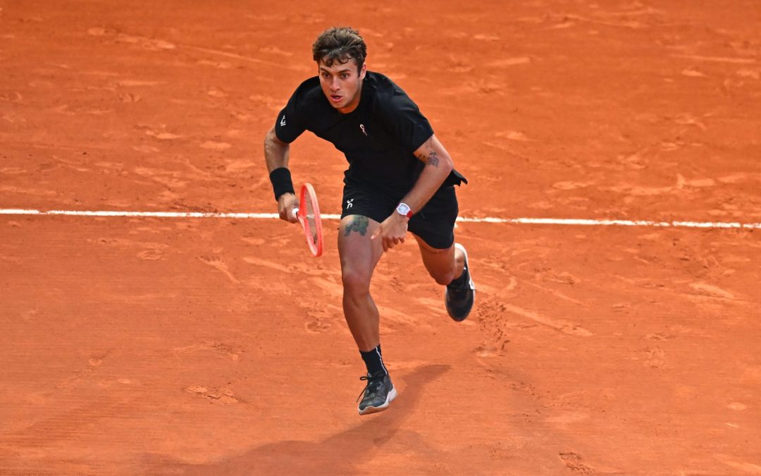 Cobolli vola in semifinale a Monaco, nel pomeriggio Musetti in campo a Barcellona