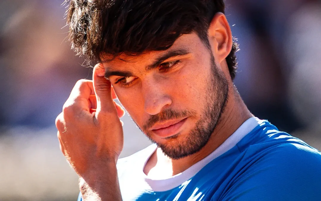 Carlos Alcaraz si ritira dal torneo Atp di Barcellona per un problema al polso destro