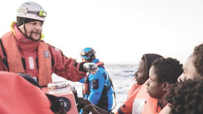 Oussama Omrane di MSF «Ho visto l’inferno sulle navi del Mediterraneo»