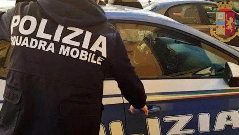 Acerra, gambizzati due ventenni