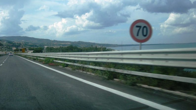 Pisticci, braccianti con autisti senza patente alla guida