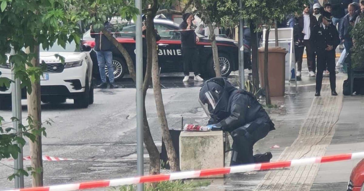 https://www.quotidianodelsud.it/wp-content/uploads/2026/04/valigia-sospetta-cosenza-allarme-bomba.jpg