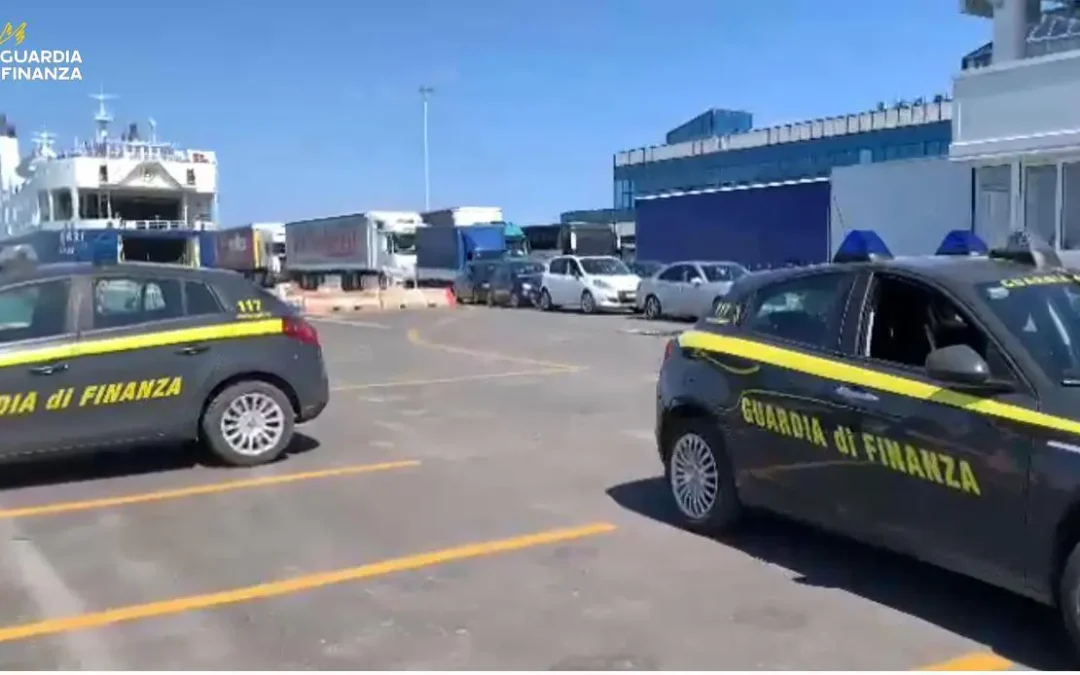 Bari, sequestrati 30 chili di cocaina al porto