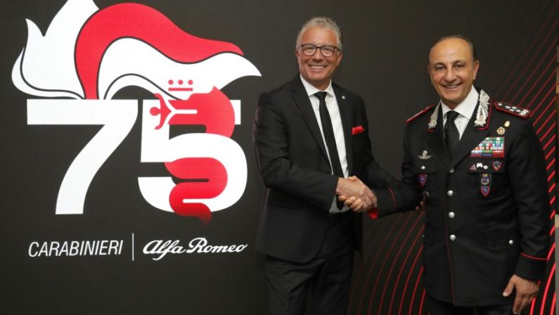 In un libro i 75 anni di collaborazione tra Alfa Romeo e Arma dei Carabinieri