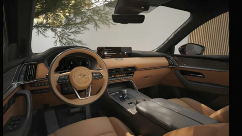La Mazda CX-60 diventa la “sala d’ascolto più piccola del mondo”
