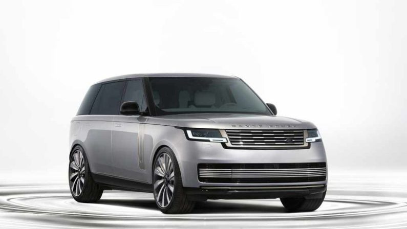 Nuova Range Rover SV Ultra, lusso e tecnologia audio