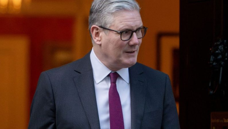 Regno Unito, batosta per i labour alle amministrative ma Starmer “va avanti”
