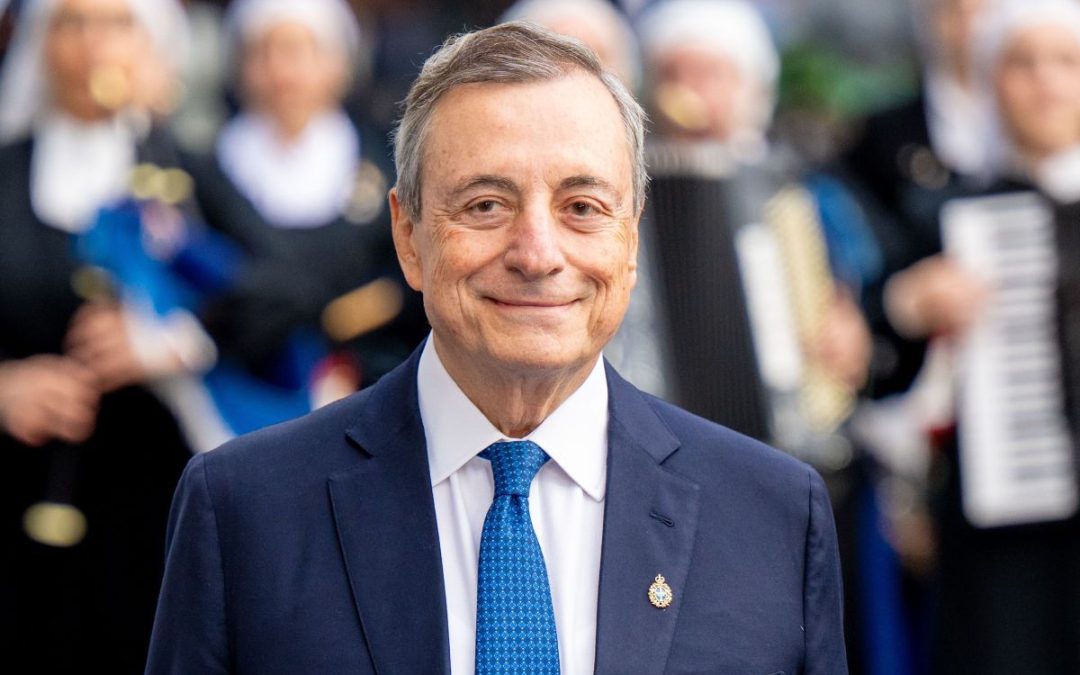 Draghi “L’Europa agisca, serve coraggio per trasformare la crisi in unione”