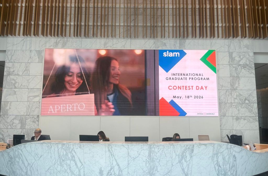 Intesa Sanpaolo, con SLAM opportunità di lavoro per neolaureati di tutto il mondo