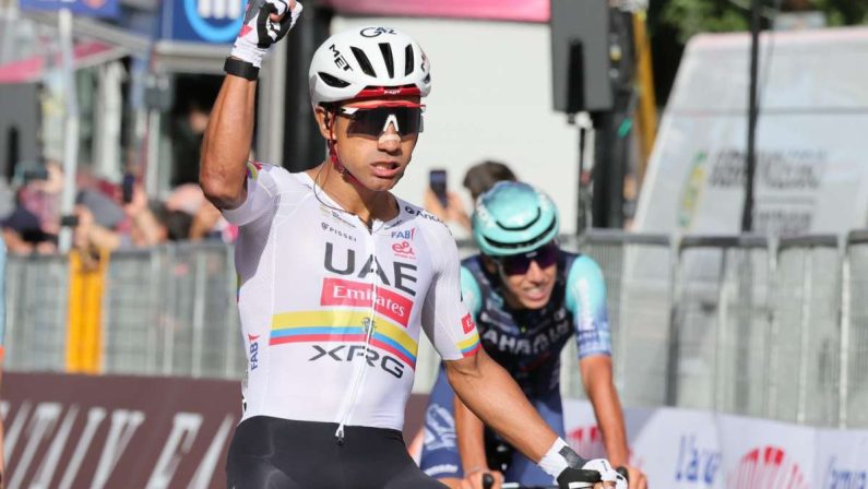 Narvaez cala il tris al Giro, Eulalio in maglia rosa anche dopo 11^ tappa