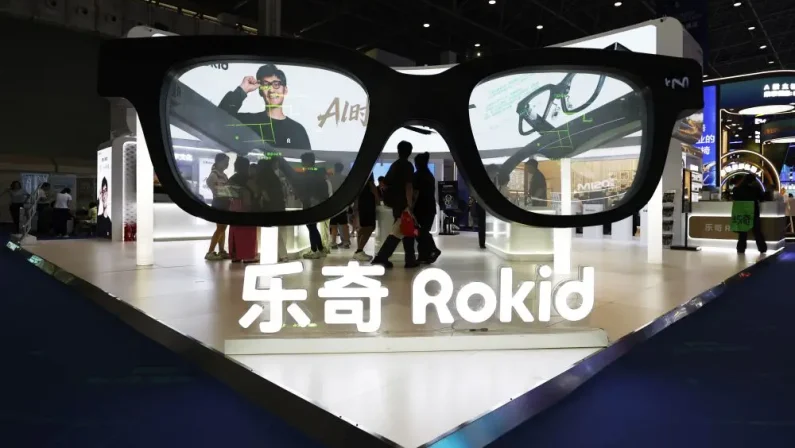 Cina, forte aumento di vendite nei settori legati all’IA