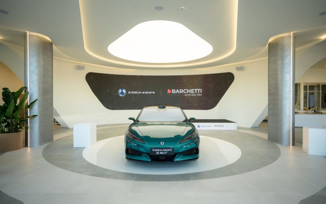 Denza inaugura a Bologna il primo showroom in Italia insieme al Gruppo Barchetti