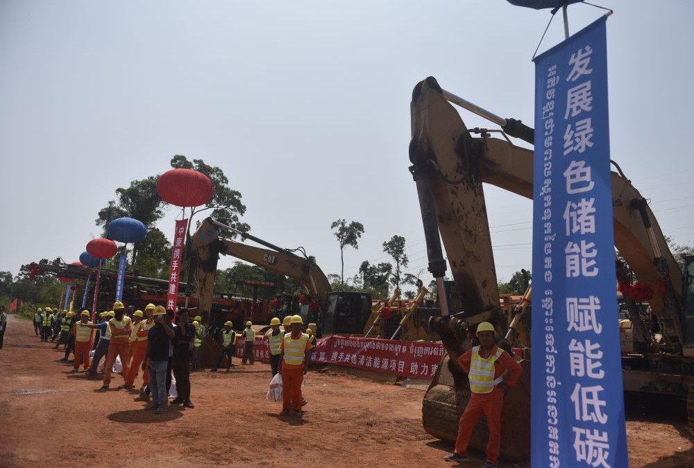 Cina, aumentano gli investimenti diretti all’estero