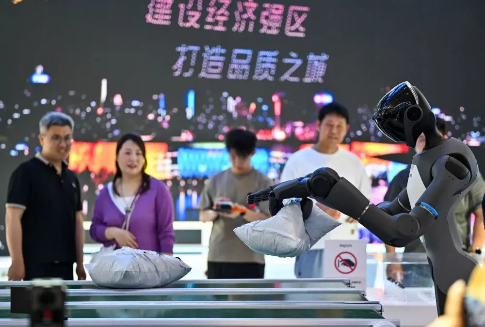 Cina, intelligenza artificiale sempre più integrata nei processi industriali