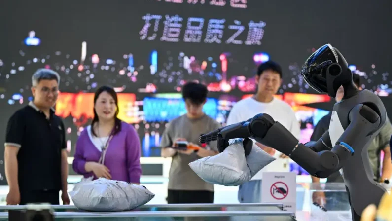 Cina, intelligenza artificiale sempre più integrata nei processi industriali