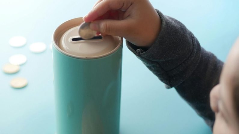 Educazione finanziaria in famiglia, un investimento a lungo termine