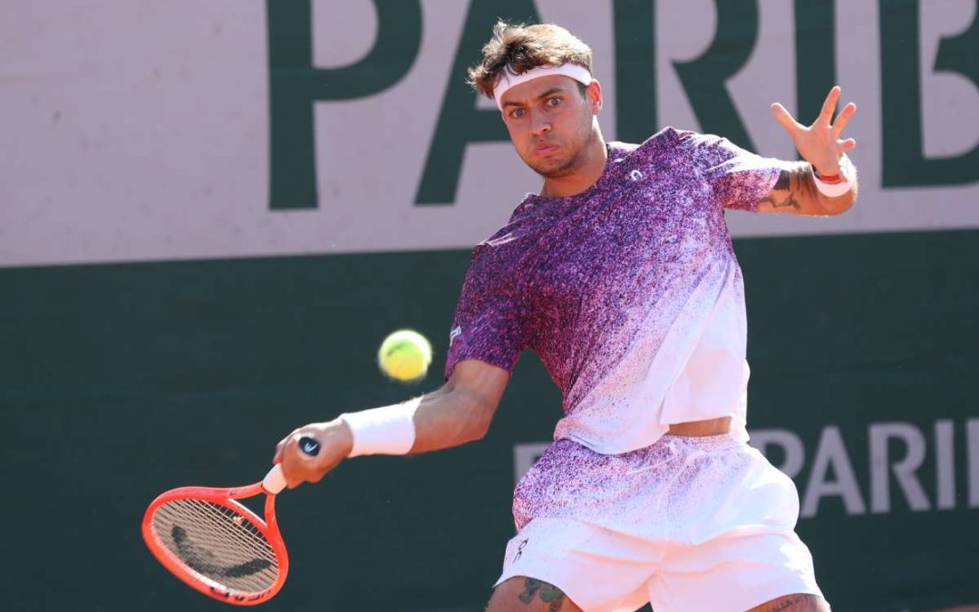 Cobolli domina Tien e vola agli ottavi del Roland Garros