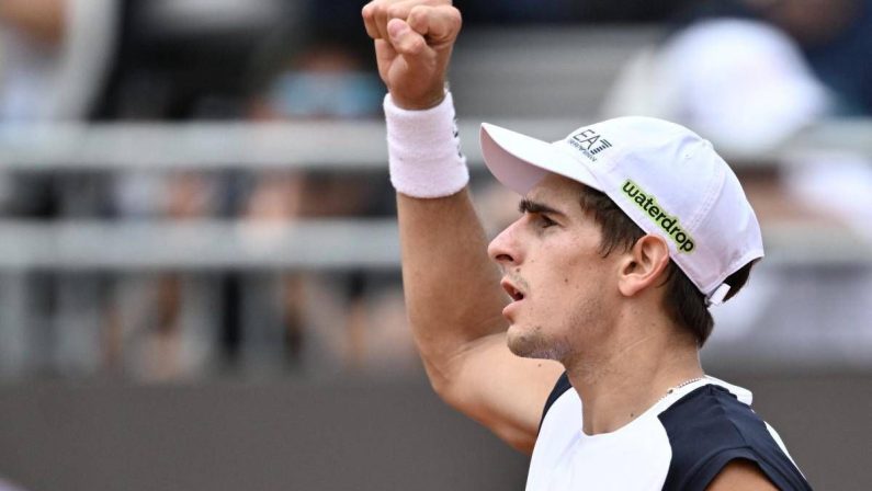 Roland Garros, tris azzurro nel terzo turno: vincono Cobolli, Berrettini e Arnaldi