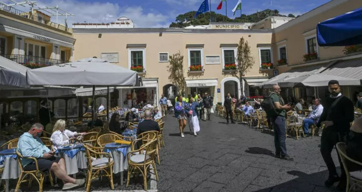 https://www.quotidianodelsud.it/wp-content/uploads/2026/05/capri.jpg