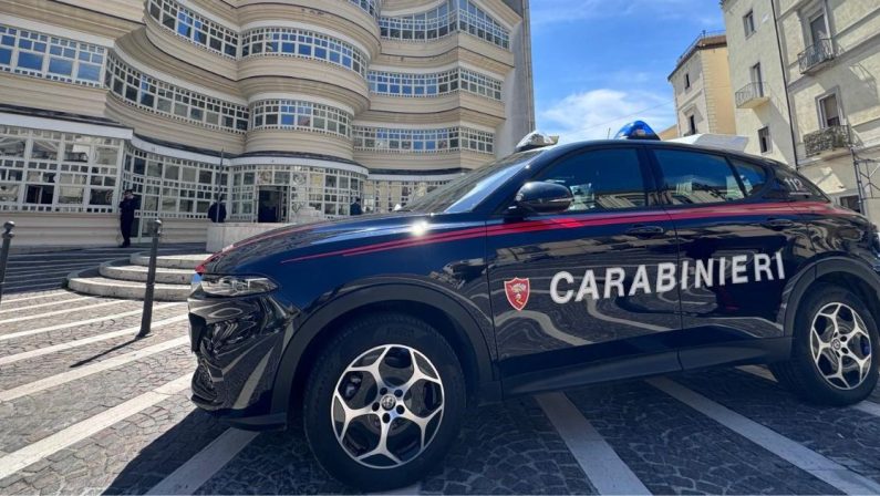 Catanzaro, tenta truffa a un’anziana fingendosi carabiniere