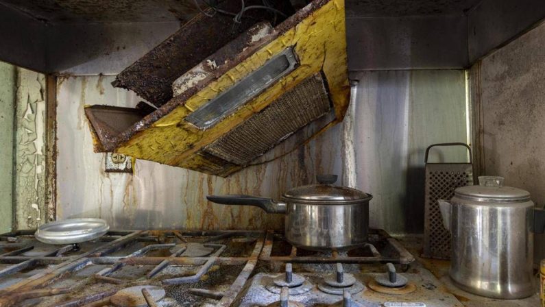 Treccani lancia l’allarme “barbonismo domestico”: il disagio (spesso) invisibile