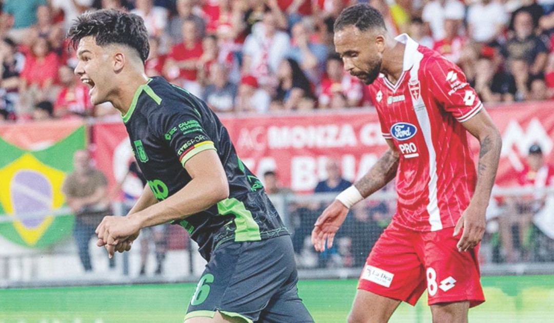 Il Catanzaro vince 2-0 a Monza ma sfuma comunque la Serie A