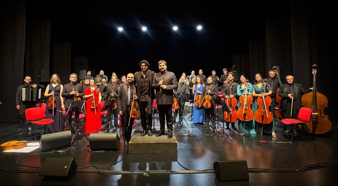 https://www.quotidianodelsud.it/wp-content/uploads/2026/05/concerto-sinfonie-mediterranee-tau.jpg
