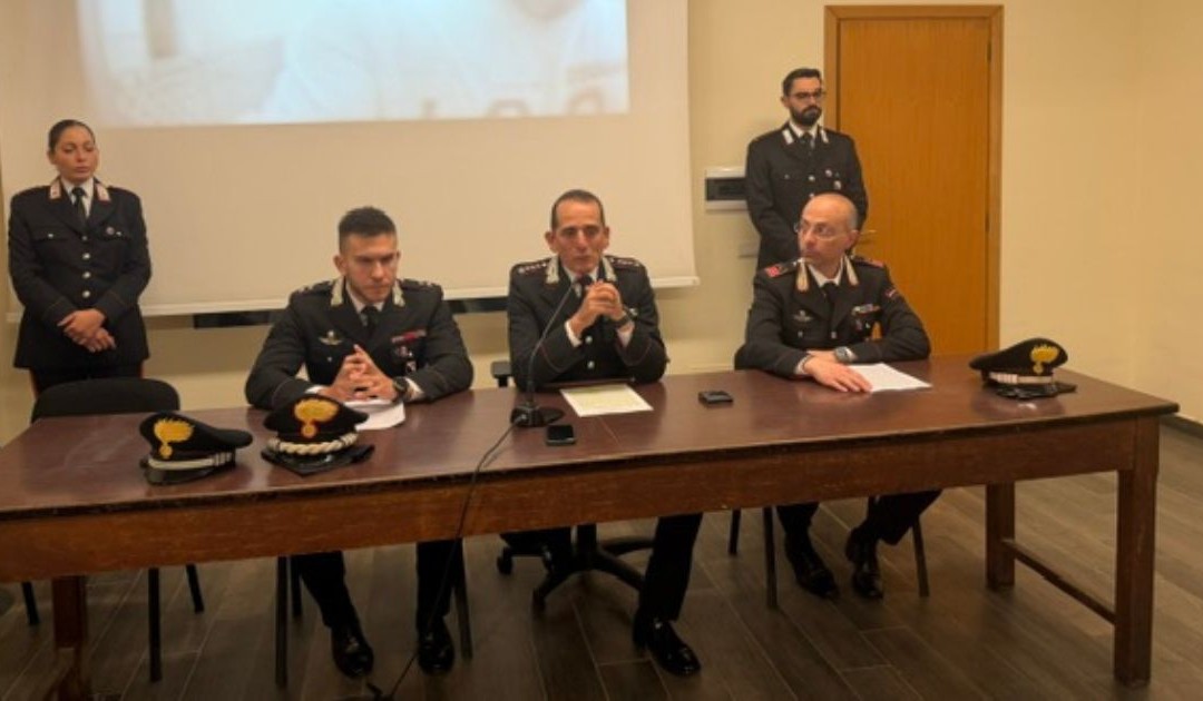 La conferenza stampa tenutasi a Crotone per illustrare l'operazione Scam City