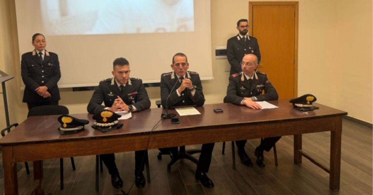 https://www.quotidianodelsud.it/wp-content/uploads/2026/05/conferenza-stampa-crotone.jpg