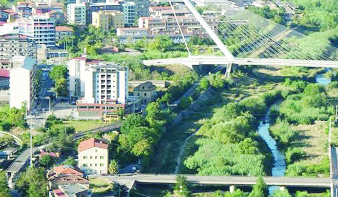 Cosenza: emergenza abitativa, nervi tesi