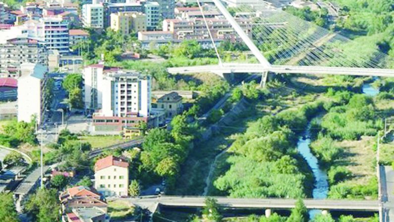 Cosenza: emergenza abitativa, nervi tesi