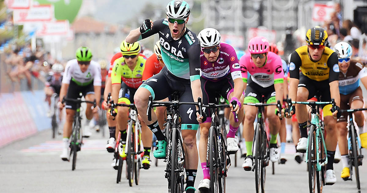 Giro d'Italia Arrivo Praia a Mare.jpg