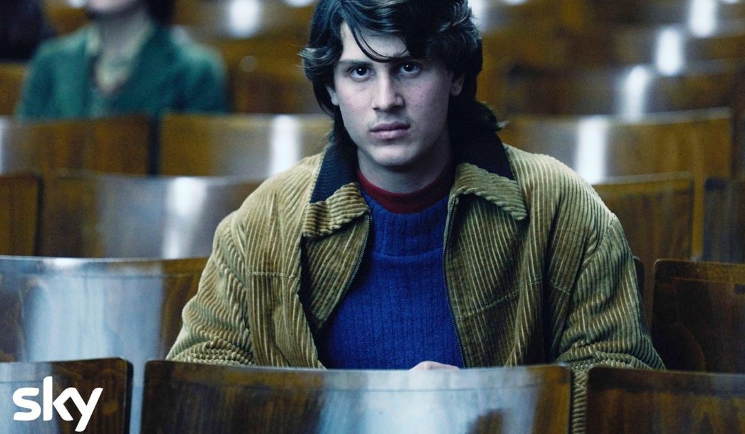 Luca Lubrano nei panni del giovane Pietro Savastano in "Gomorra - Le Origini"