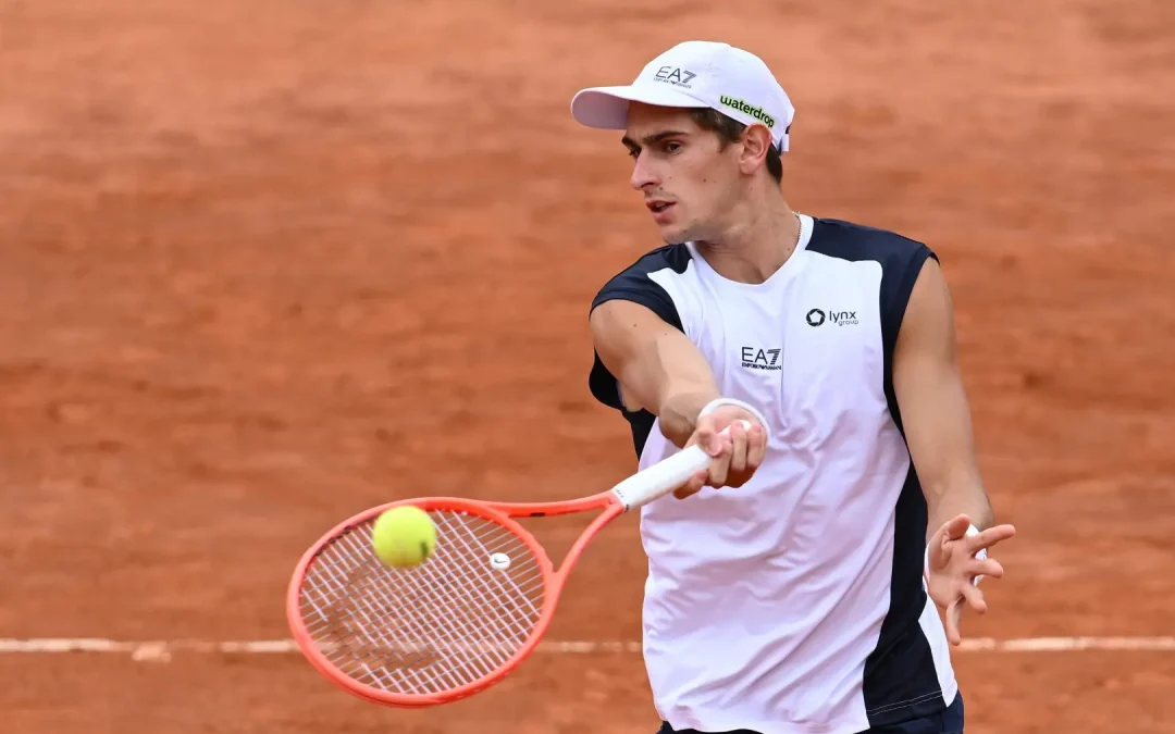 Internazionali d’Italia, Arnaldi rimonta De Minaur e vola al terzo turno