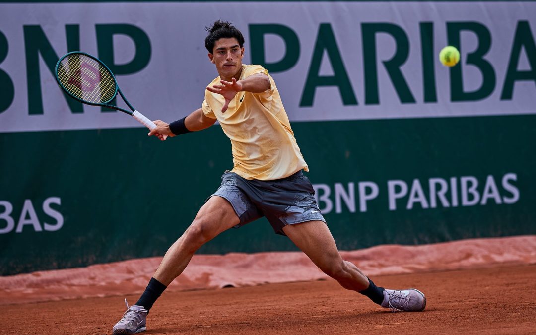 Roland Garros, termina al secondo turno il bel torneo di Cinà: De Jong si impone 3 set a 0