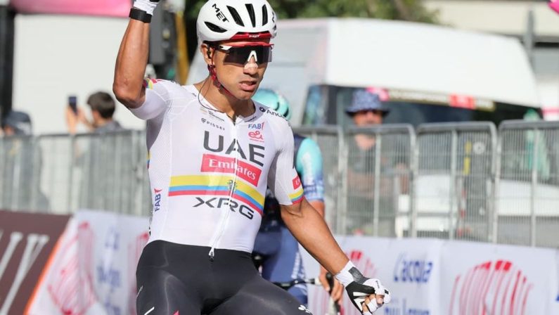 Narvaez cala il tris nell’undicesima tappa del Giro d’Italia, Eulalio ancora in rosa