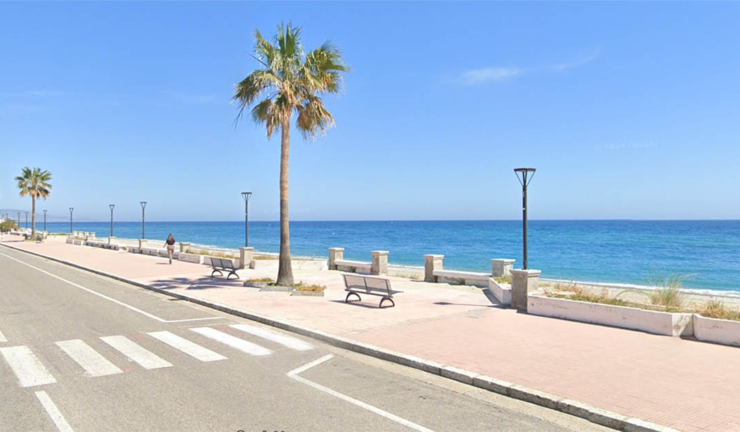 La spiaggia di Locri, una delle new entry del 2026 per la Calabria