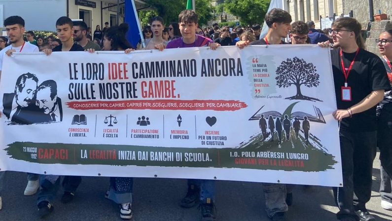 Lungro, corteo degli studenti per ricordare la strage di Capaci