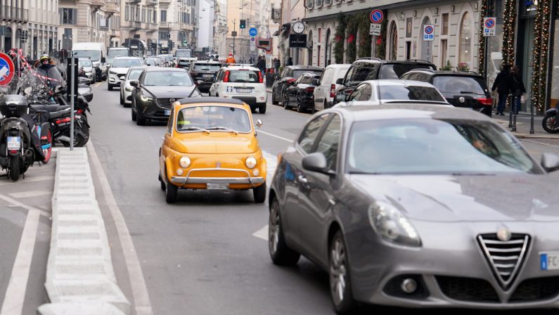 Unrae “Il mercato delle autovetture si muove, ma il contesto resta fragile”