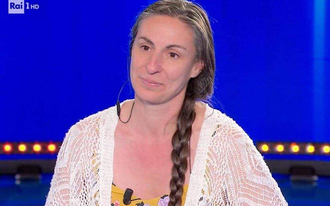 Famiglia nel bosco, la mamma a Domenica In: “Non abbiamo fatto nulla di male”