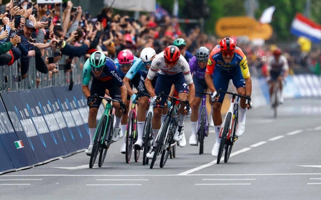 Giro d’Italia, oggi ultima tappa a Roma – Diretta