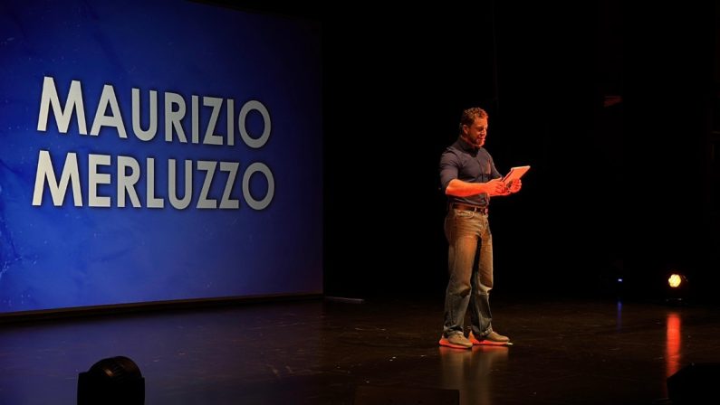 Rende, Maurizio Merluzzo in scena al TAU: «Il pubblico calabrese è caloroso e accogliente»