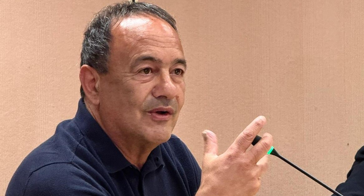 https://www.quotidianodelsud.it/wp-content/uploads/2026/05/mimmo-lucano.jpeg
