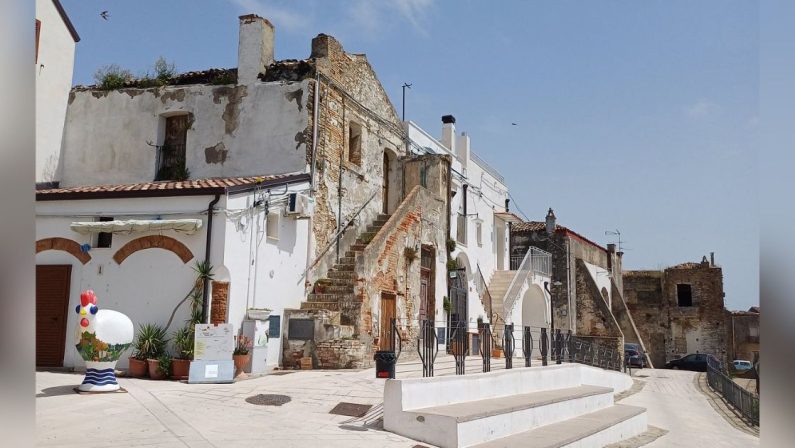 Montalbano, finto carabiniere ruba tutto l’oro di una anziana