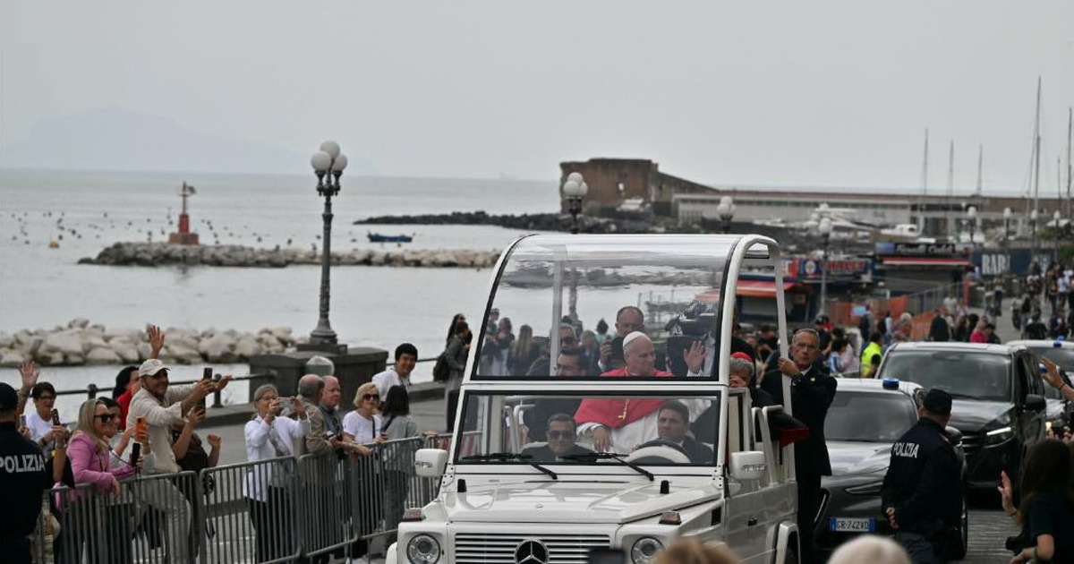 https://www.quotidianodelsud.it/wp-content/uploads/2026/05/napoli-papa-leone-xiv.jpg