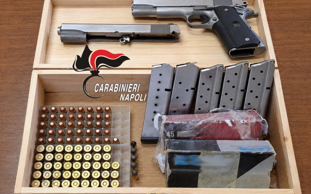 Caserta, armi e munizioni nella controsoffitta: arrestato un 45enne