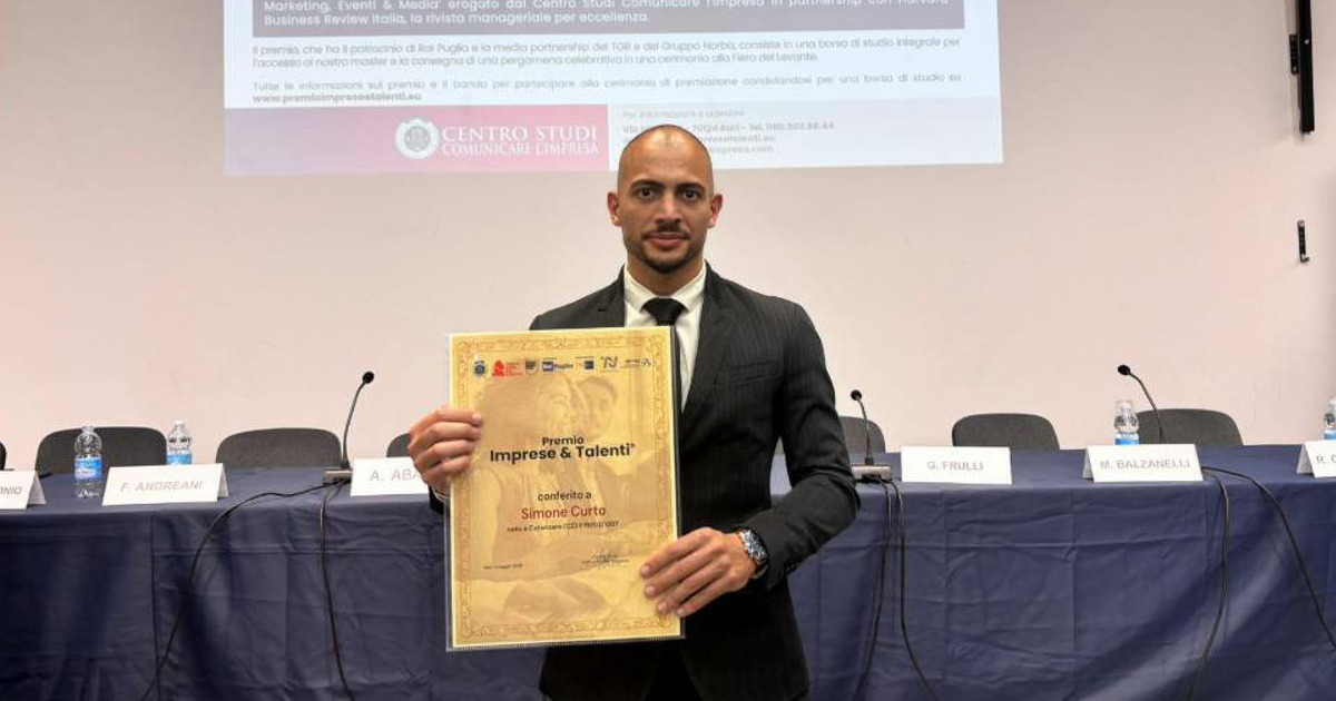https://www.quotidianodelsud.it/wp-content/uploads/2026/05/poliziotto-psicologo-simone-curto.jpg