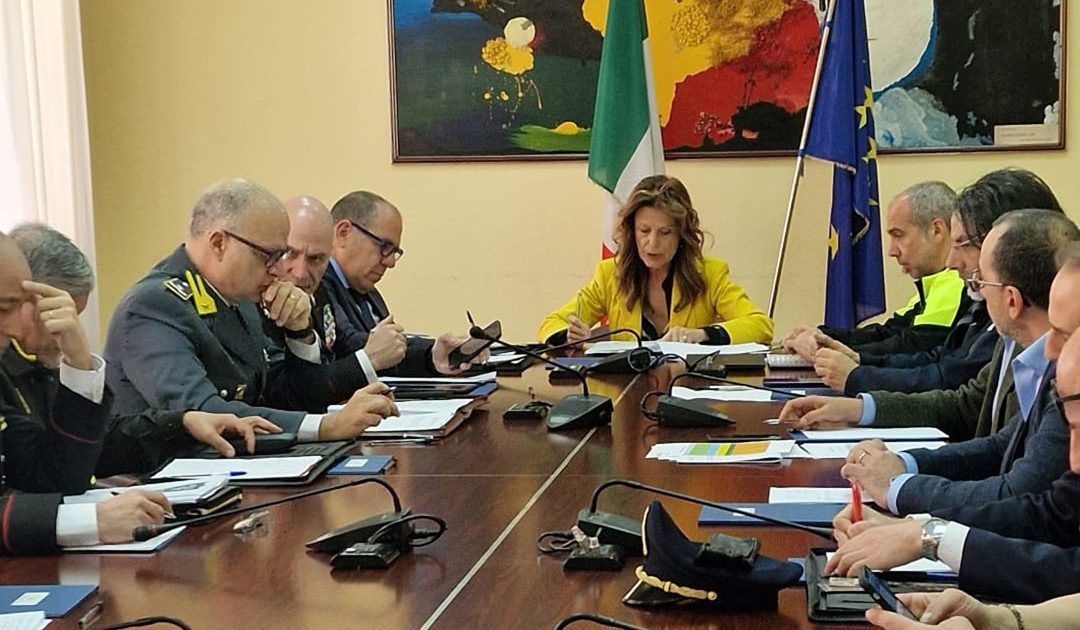 La riunione in Prefettura