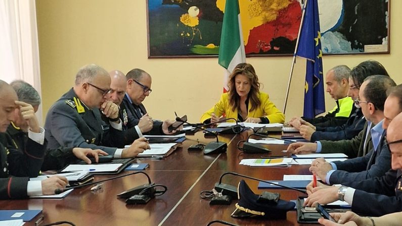 Prevenzione degli incendi boschivi, vertice in Prefettura a Cosenza